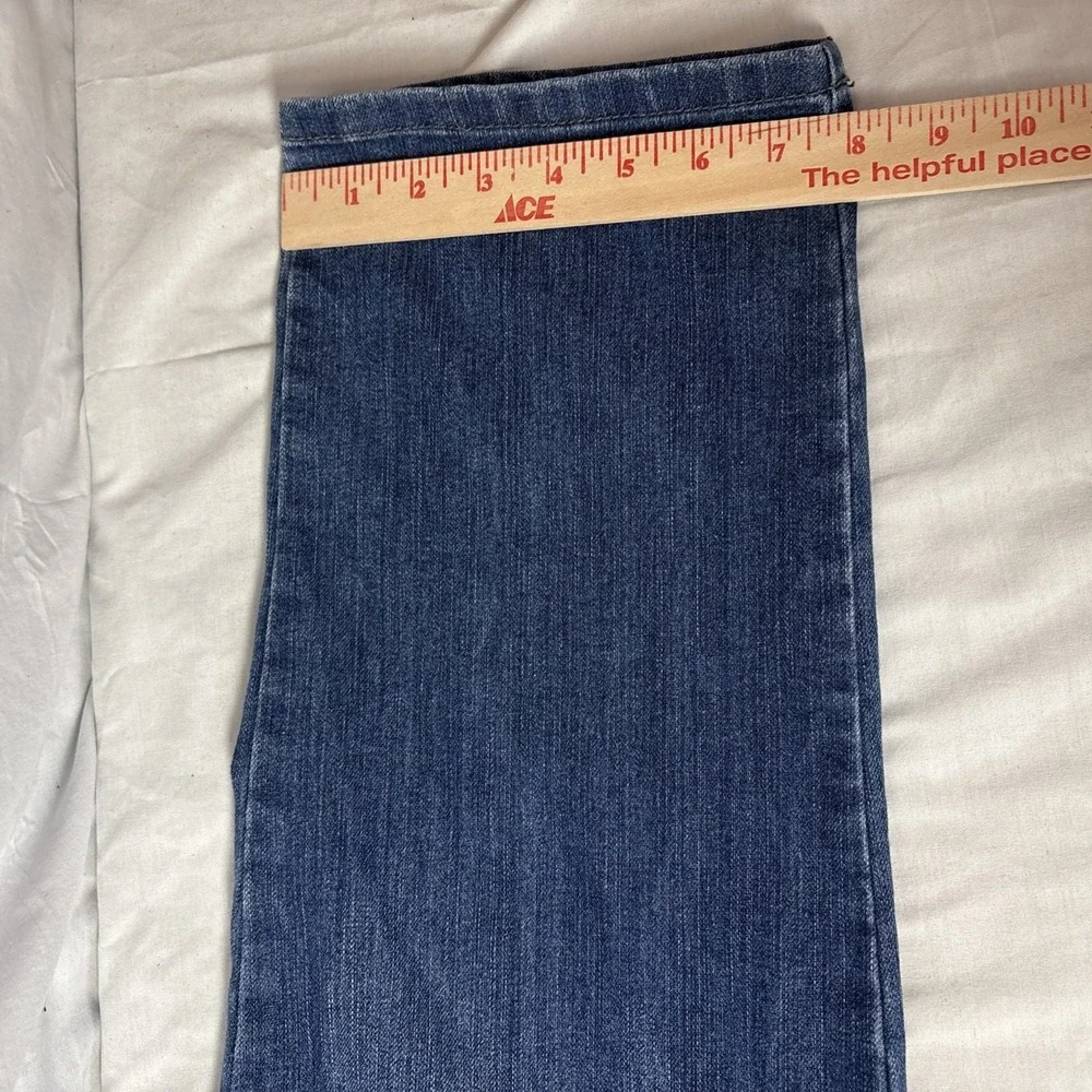 GLORIA VANDERBILT AMANDA JEANS Women’s Size 14-Short Blue Stretch Denim 5-Pocket